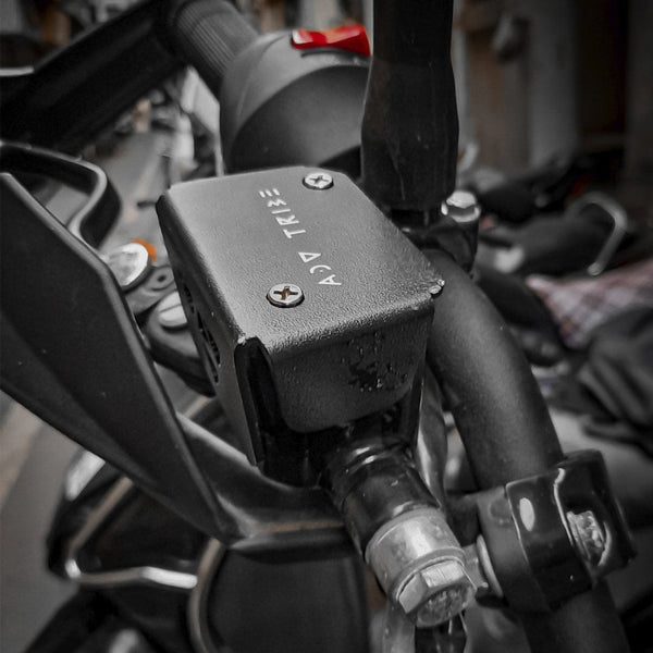 Front Brake Reservoir Cover for Triumph Speed 400 - OutdoorTravelGear.com