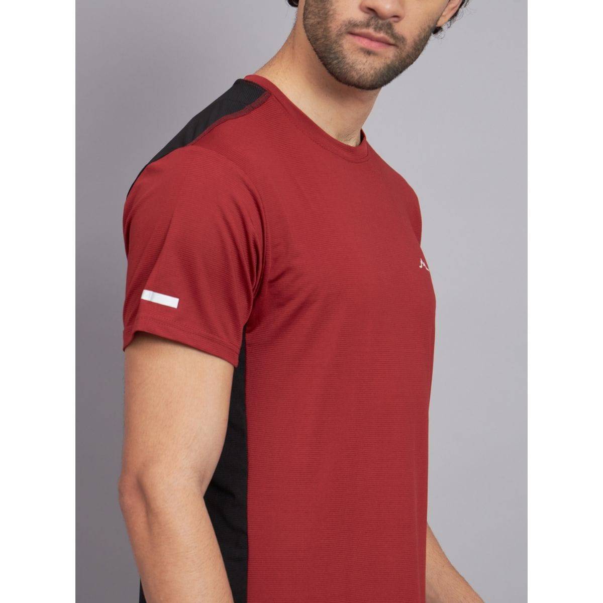 Men's Ultralight Athletic Half Sleeves T-Shirt - Canyon Red