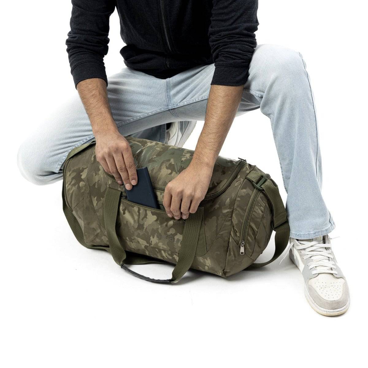 Blaze Gym & Sports Duffel Bag - Green Jaquard - OutdoorTravelGear.com